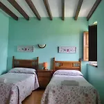 Inn Los Taranos Valdaliga