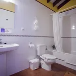 Los Taranos Inn